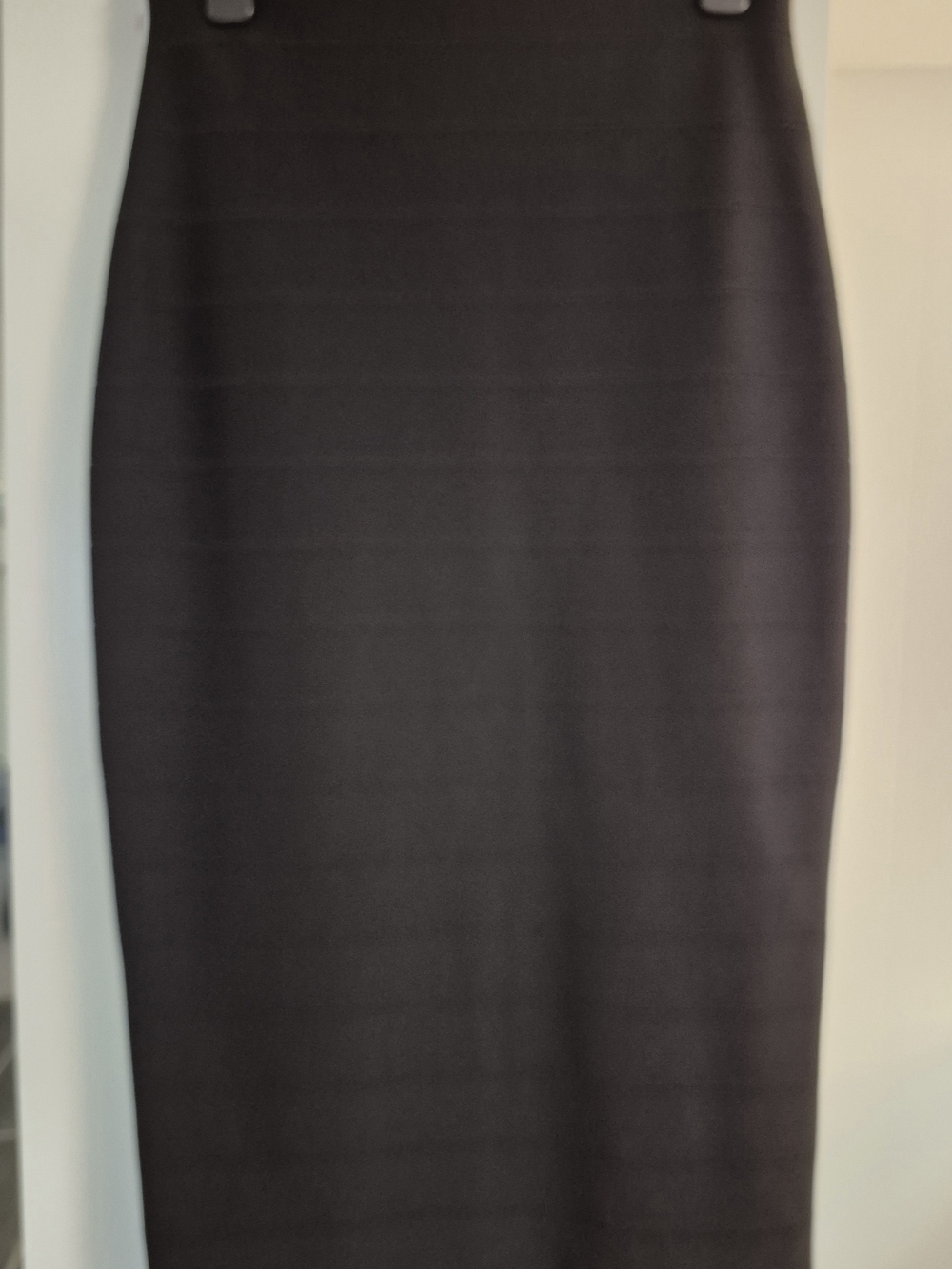 Joseph Ribkoff Classic Black Fitted Pencil Skirt